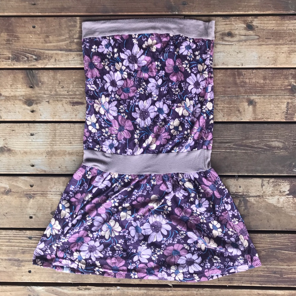 Boutique - Strapless Flower Dress - Small